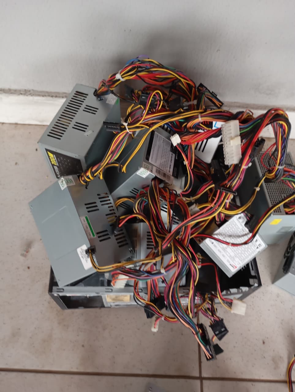 Circuitos impressos separados por tipo